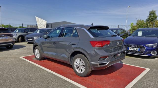 Volkswagen T-Roc image 6