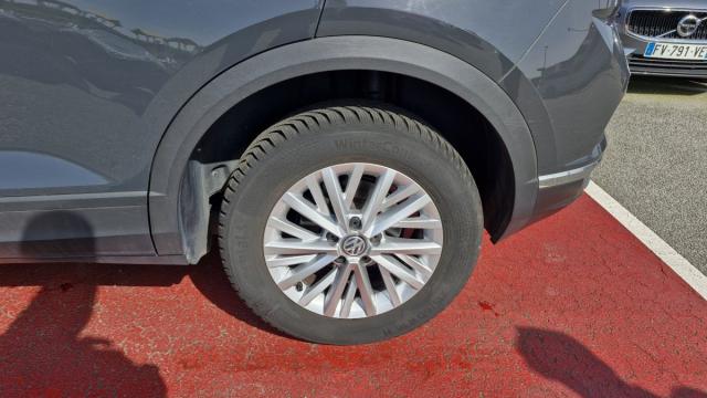 Volkswagen T-Roc image 5