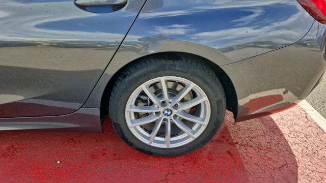 Bmw Série 3 image 8