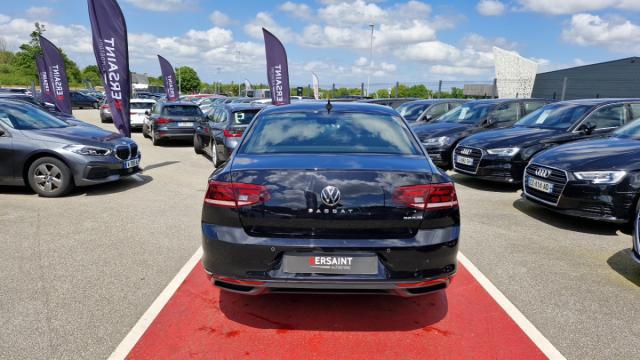 Volkswagen Passat image 8