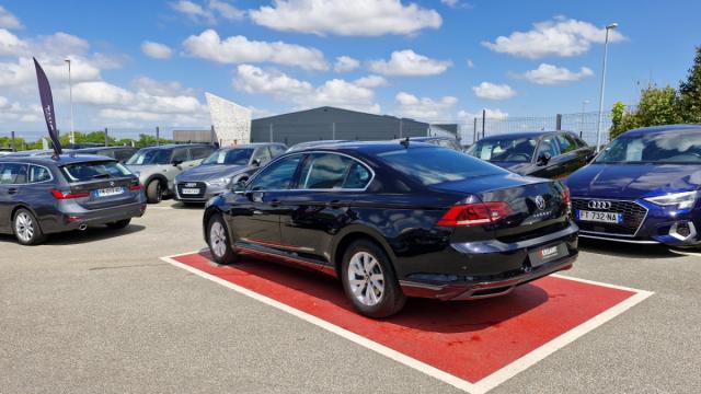 Volkswagen Passat image 4