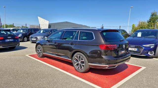 Volkswagen Passat Sw image 2