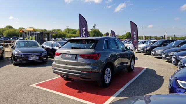 Audi Q3 image 9