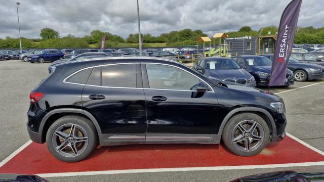 Mercedes Benz Gla image 1
