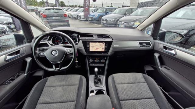 Volkswagen Touran image 9