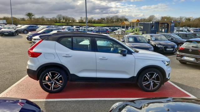 Volvo Xc40 image 2