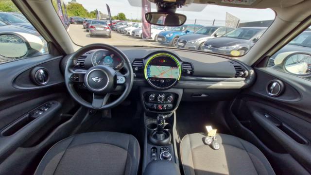 Mini Clubman image 3