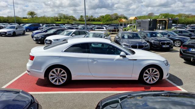 Audi A5 image 2