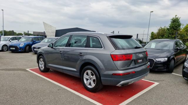 Audi Q7 image 8