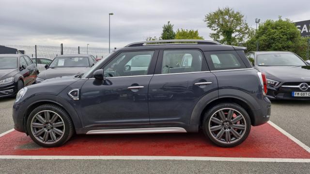 Mini Countryman image 2