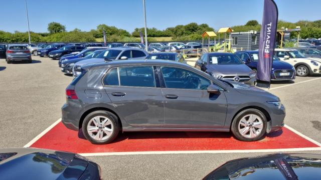 Volkswagen Golf image 1