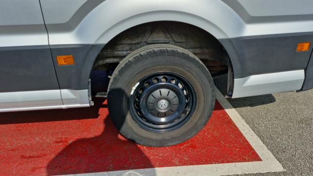 Volkswagen Crafter image 5