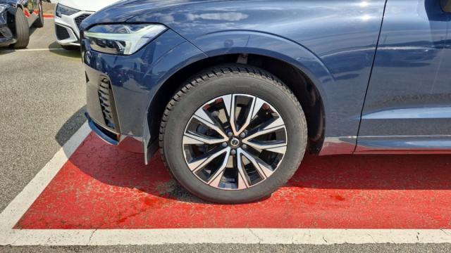 Volvo Xc60 image 9