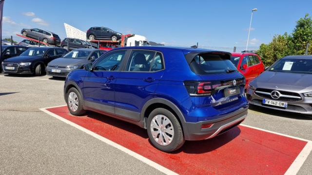 Volkswagen T-Cross image 9
