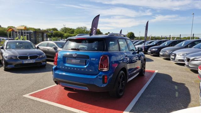 Mini Countryman image 2