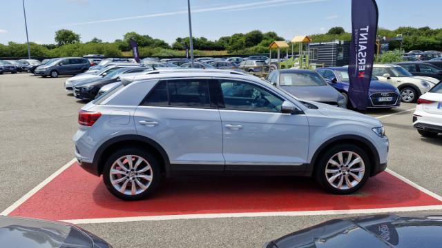Volkswagen T-Roc image 2