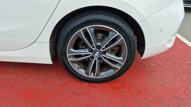Bmw Série 1 image 1
