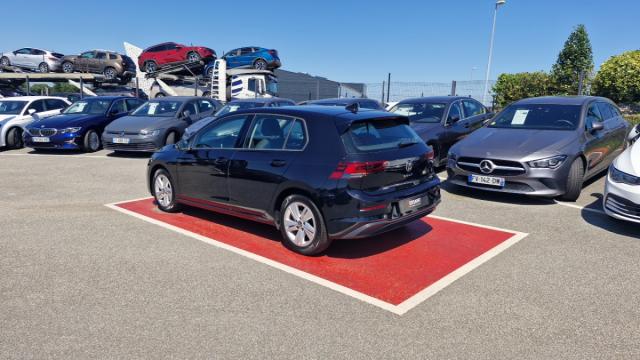 Volkswagen Golf image 3