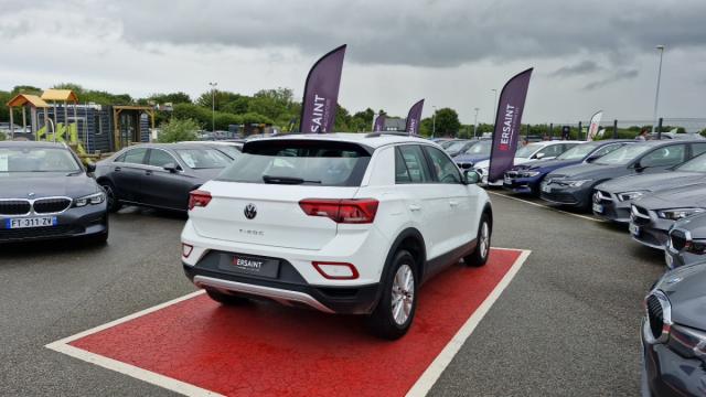 Volkswagen T-Roc image 2