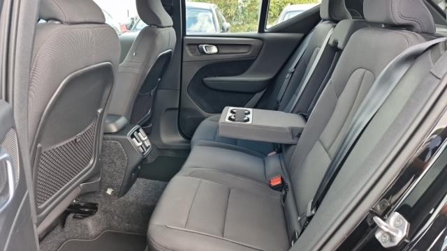Volvo Xc40 image 4