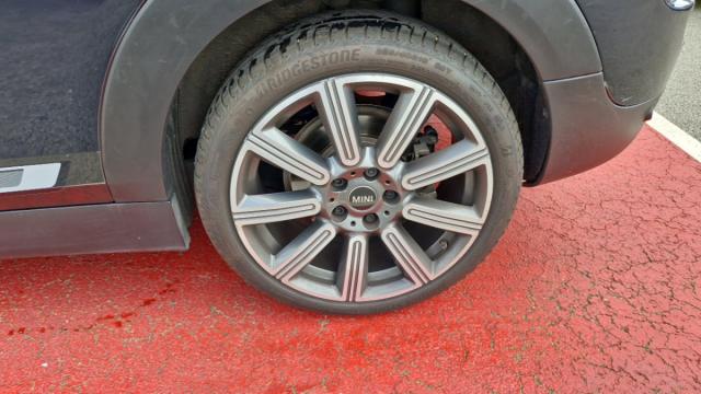 Mini Clubman image 9