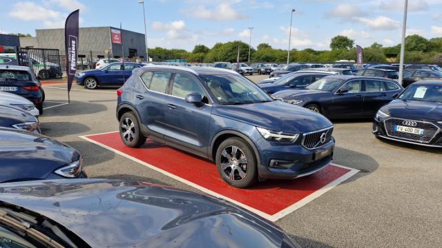 Volvo Xc40 image 2