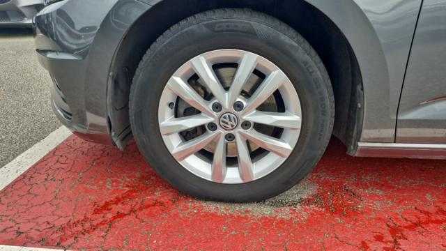 Volkswagen Touran image 4