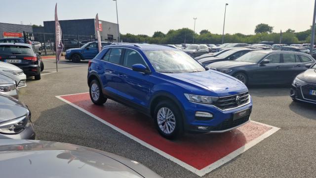 Volkswagen T-Roc image 9