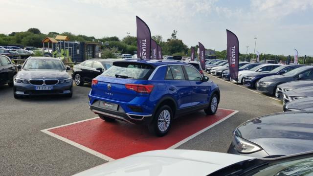 Volkswagen T-Roc image 3