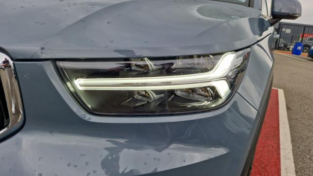 Volvo Xc40 image 9