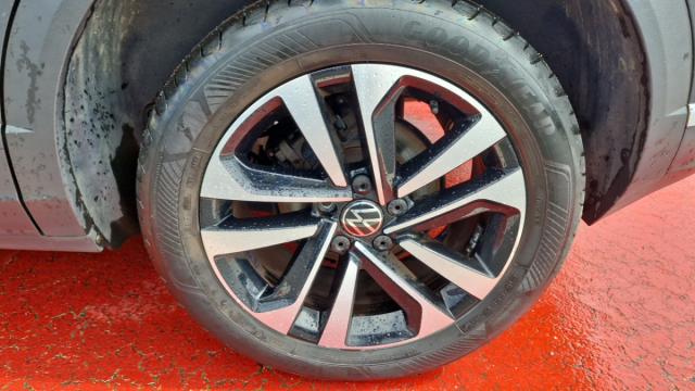 Volkswagen T-Roc image 3