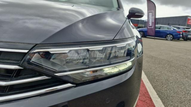 Volkswagen Passat Sw image 8