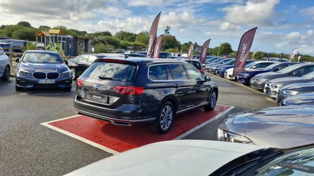 Volkswagen Passat Sw image 7