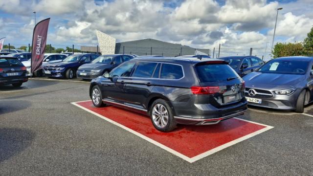 Volkswagen Passat Sw image 4