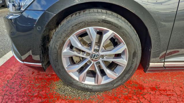 Volkswagen Passat Sw image 5