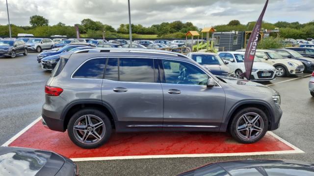 Mercedes Benz Glb image 7