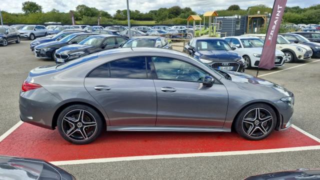 Mercedes Benz Cla image 8