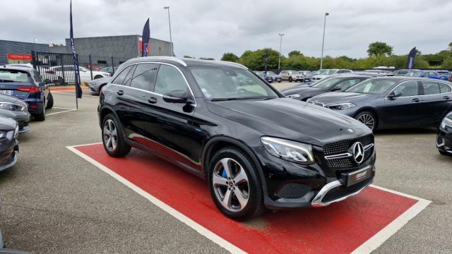 Mercedes Benz Glc image 9
