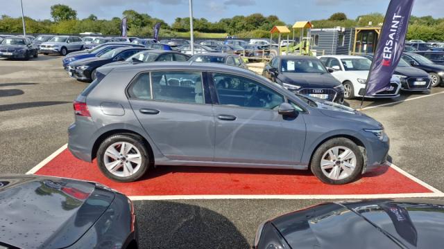 Volkswagen Golf image 8