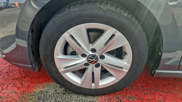 Volkswagen Golf image 5