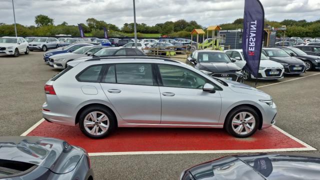Volkswagen Golf Sw image 2