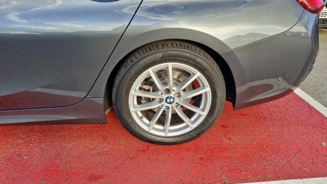 Bmw Série 3 image 8