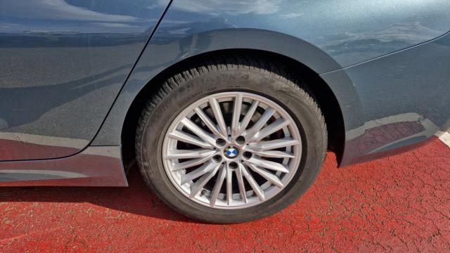 Bmw Série 3 image 1