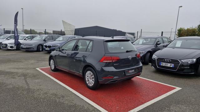 Volkswagen Golf image 9