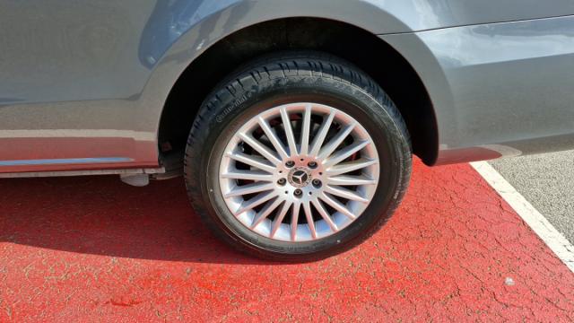 Mercedes Benz Vito image 3