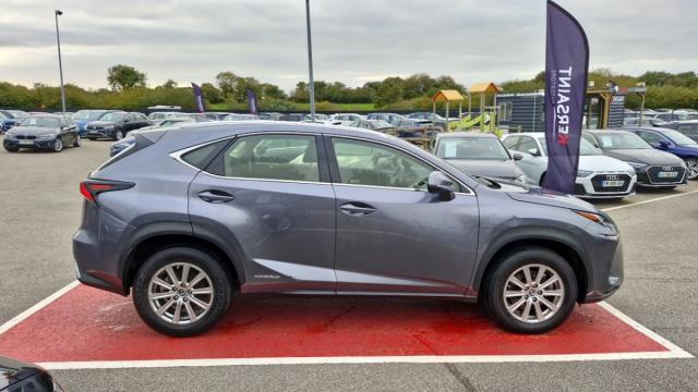 Lexus Nx image 2