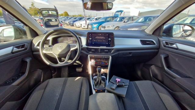 Volkswagen T-Roc image 7