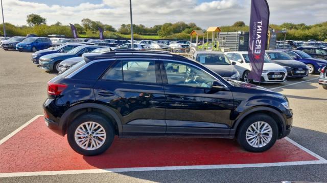 Volkswagen T-Roc image 6