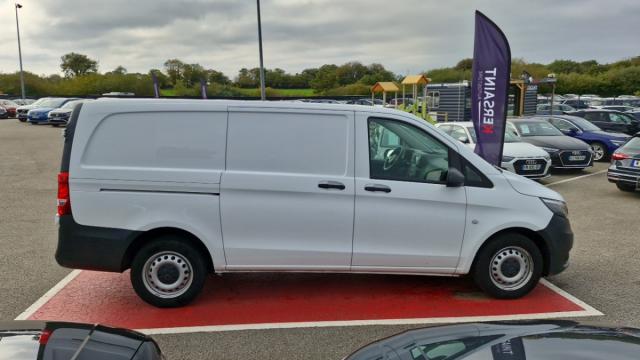 Mercedes Benz Vito image 6