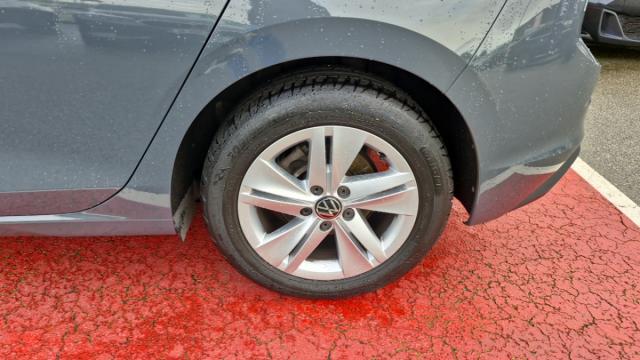 Volkswagen Golf image 3